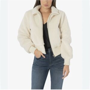 KUT from the Kloth Mireya Faux Sherpa Bomber/cream/small